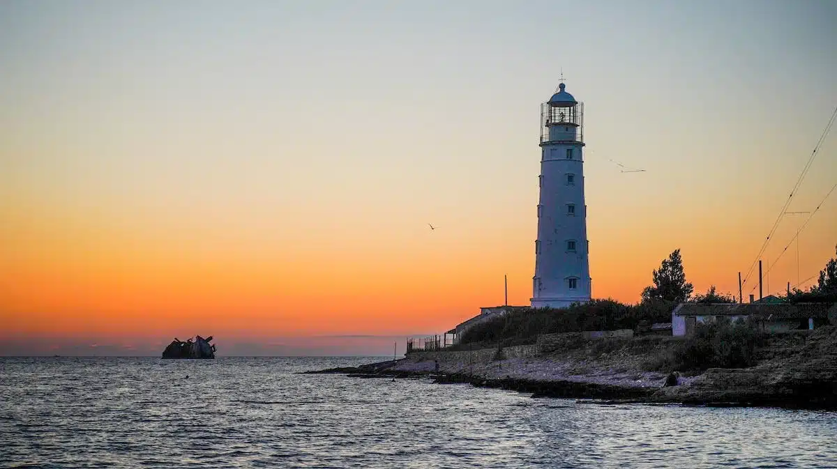 phare bretagne